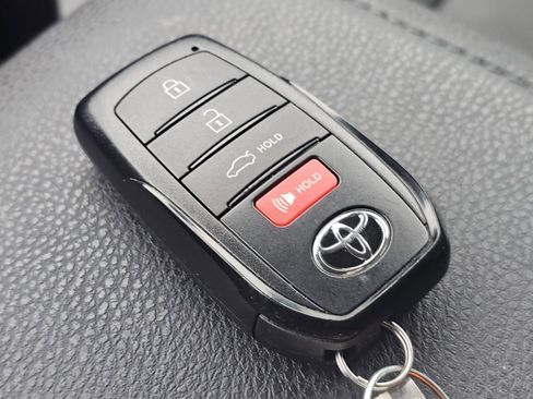 Used 2025 Toyota Camry XSE image 34