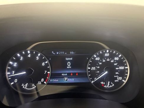 Used 2025 Nissan Frontier SV RWD image 23
