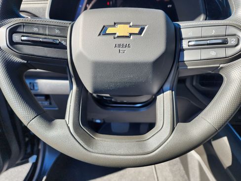 Used 2026 Chevrolet Colorado W/T w/ WT Custom Package image 27