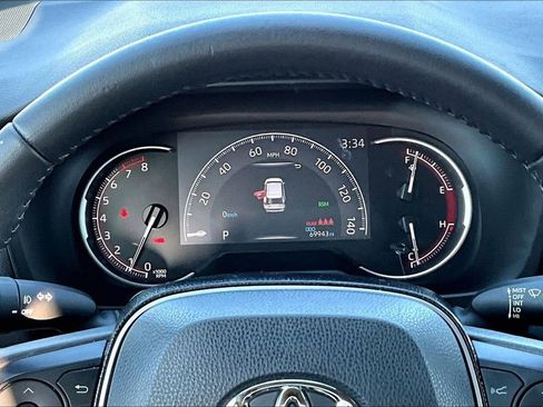 Used 2021 Toyota RAV4 TRD Off-Road image 13