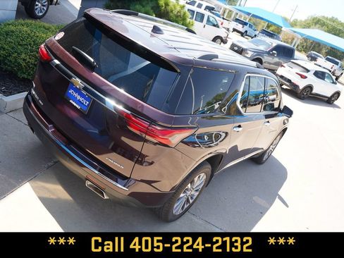 Used 2023 Chevrolet Traverse Premier AWD/4WD image 14