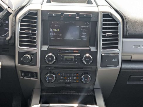 Used 2017 Ford F250 Lariat w/ Chrome Package RWD image 19