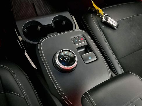 Used 2022 Ford Mustang Mach-E GT AWD/4WD image 31