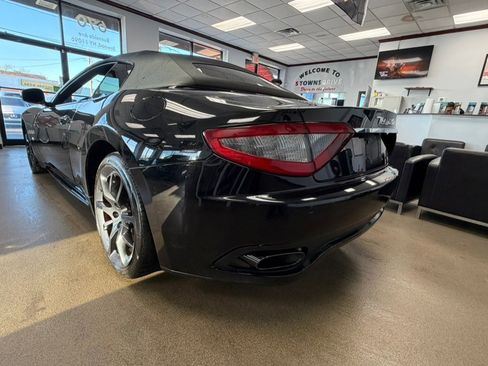 Used 2013 Maserati GranTurismo Sport image 21