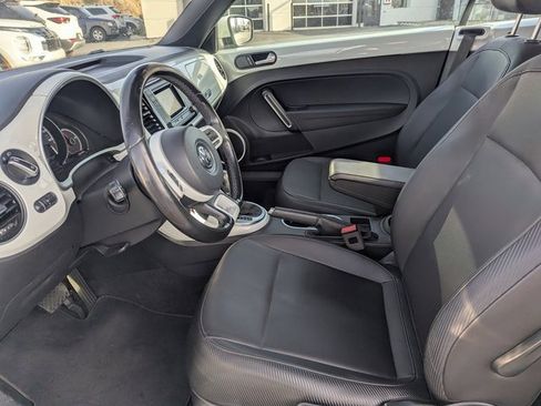Used 2019 Volkswagen Beetle 2.0T SE image 14