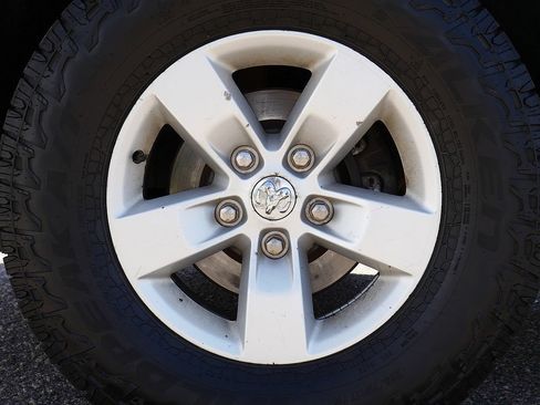 Used 2013 RAM 1500 ST w/ SXT Appearance Group AWD/4WD image 54