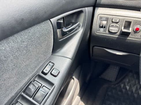 Used 2005 Toyota Corolla FWD image 19