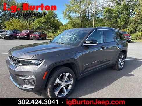 Used 2023 Jeep Grand Cherokee 4WD 4xe w/ Luxury Tech Group II image 6