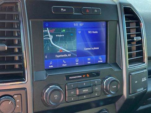 Used 2019 Ford F150 XLT w/ Equipment Group 302A Luxury AWD/4WD image 10