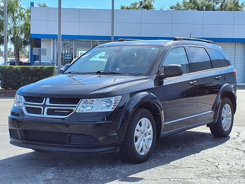 Used 2020 Dodge Journey SE image 25