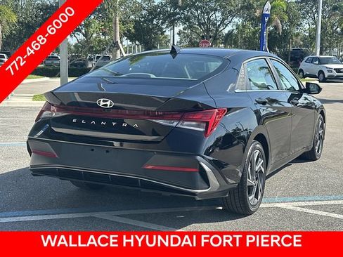 Used 2025 Hyundai Elantra SEL FWD image 6