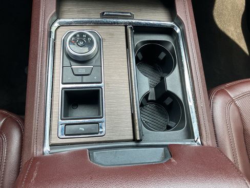 Used 2022 Ford Expedition Limited RWD image 21