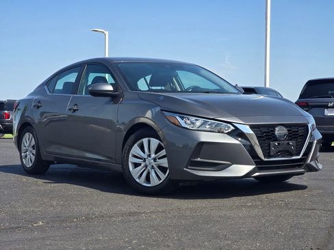Used 2023 Nissan Sentra S FWD image 1