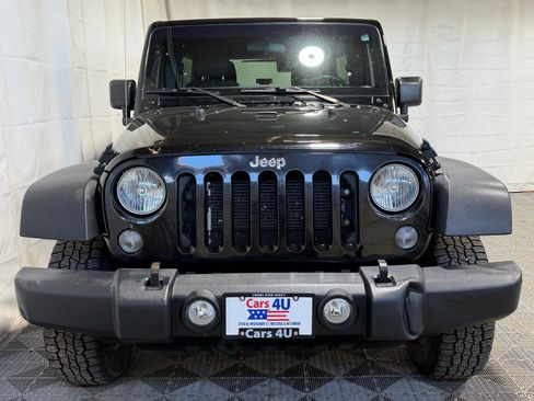 Used 2017 Jeep Wrangler Unlimited Sport w/ Connectivity Group AWD/4WD image 2