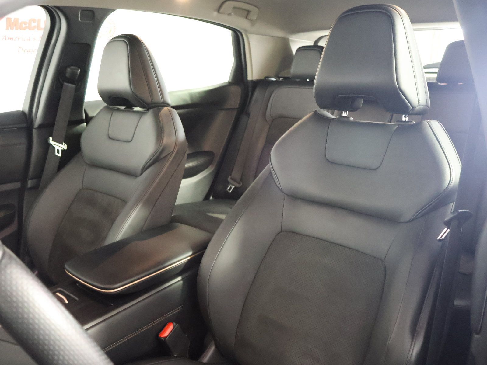 Used 2023 Nissan Ariya AWD image 27