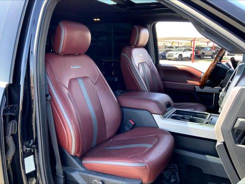 Used 2019 Ford F350 Platinum w/ Platinum Ultimate Package AWD/4WD image 9