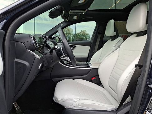 Used 2023 Mercedes-Benz GLC 300 4MATIC image 14