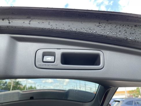 Used 2024 Honda CR-V EX-L image 18