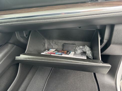 Used 2025 Chevrolet Tahoe LT image 41