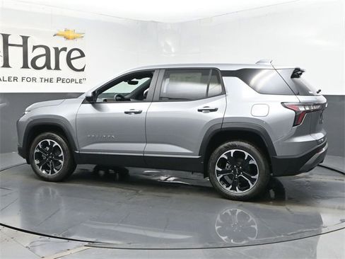 New 2026 Chevrolet Equinox LT w/ Safety and Technology Package image 30