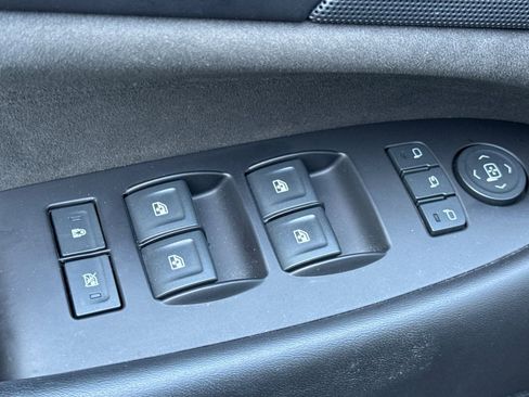 Used 2019 Cadillac Escalade ESV Platinum image 13