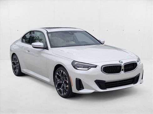 New 2025 BMW 230i Coupe w/ Convenience Package image 6