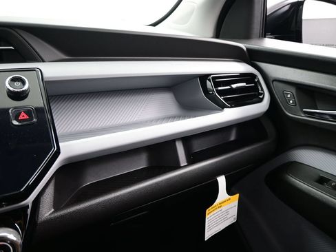 New 2027 Chevrolet Bolt LT w/ Comfort Package FWD image 32