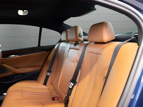 Used 2023 BMW M550i xDrive w/ Parking Assistance Package AWD/4WD image 48
