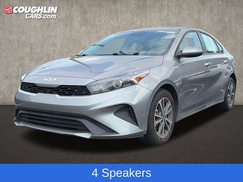 Used 2024 Kia Forte LXS FWD image 4