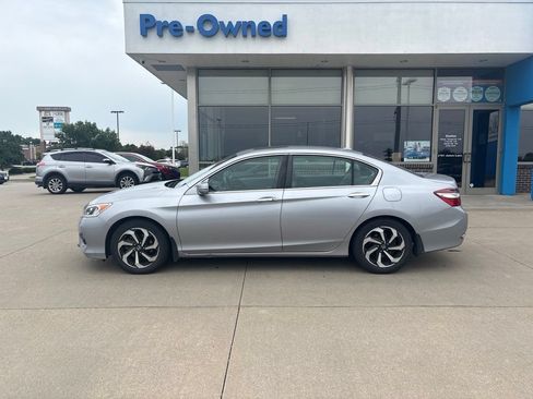 Used 2016 Honda Accord EX-L image 8