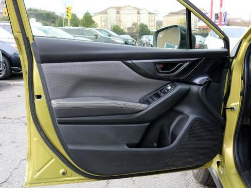 Used 2021 Subaru Crosstrek 2.5i Sport w/ Moonroof Package image 12