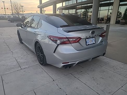 Used 2023 Toyota Camry XSE image 4