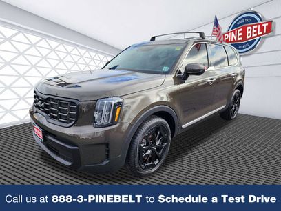 Used 2024 Kia Telluride S w/ S Sunroof Package