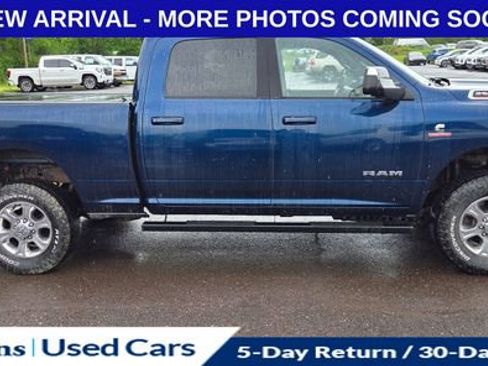 Used 2021 RAM 2500 Big Horn w/ Level 2 Equipment Group AWD/4WD image 11