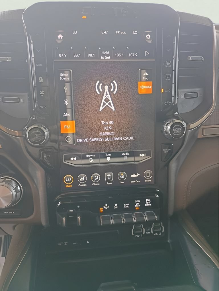 Used 2019 RAM 1500 Limited AWD/4WD image 19