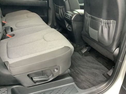 Used 2023 Hyundai Palisade SE image 25