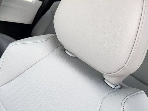 Certified 2026 Toyota Sienna XLE FWD image 24