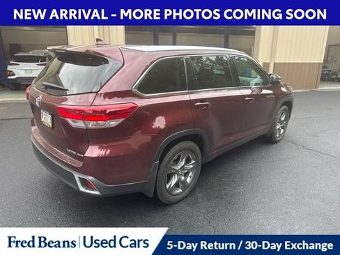 Used 2018 Toyota Highlander Limited Platinum AWD/4WD image 7