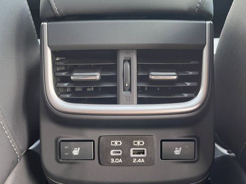 New 2025 Subaru Outback Limited w/ Popular Package #2 image 16