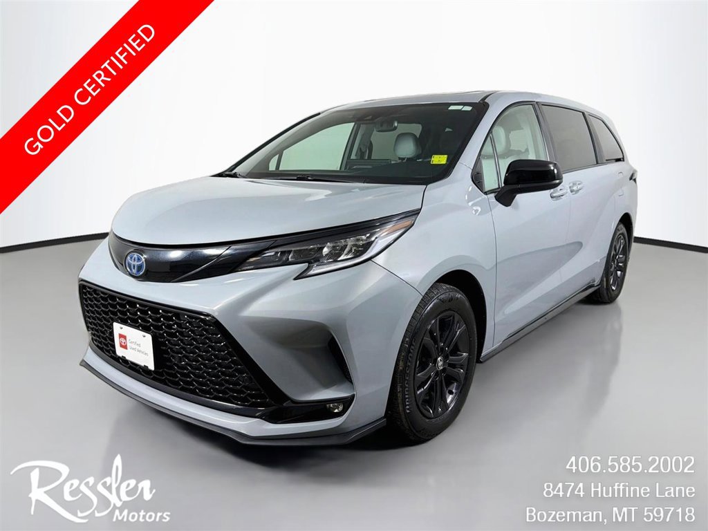 Used 2025 Toyota Sienna XSE AWD/4WD image 1