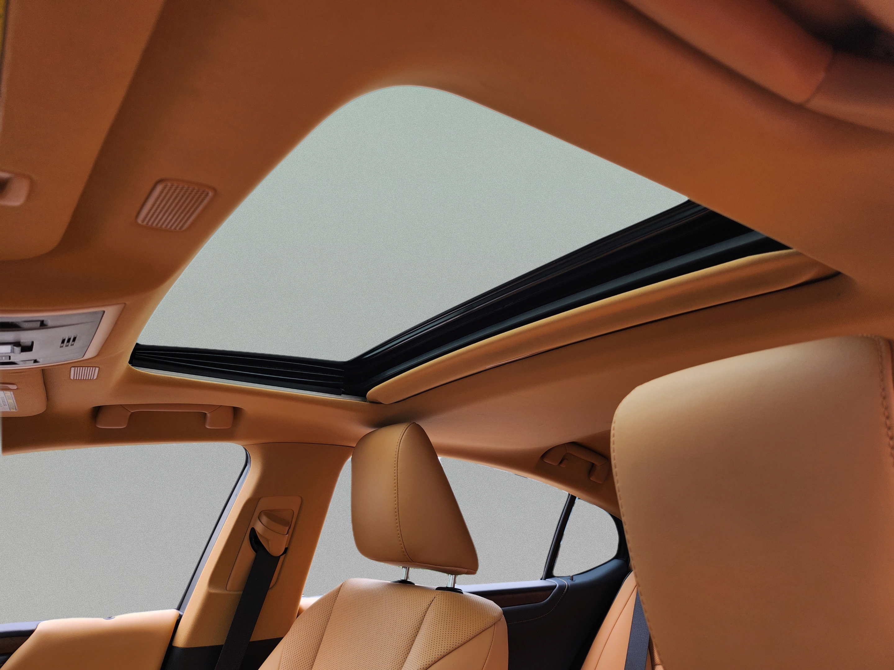Certified 2025 Lexus ES 350 w/ Premium Package FWD image 18