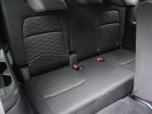 Used 2024 Nissan Pathfinder S AWD/4WD image 29