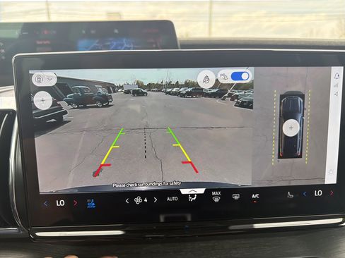 Used 2025 Ford Expedition Max Platinum w/ Driver's Package image 27