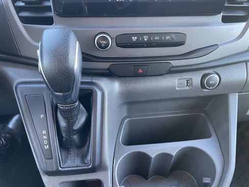 Used 2022 Ford Transit 350 XLT image 22