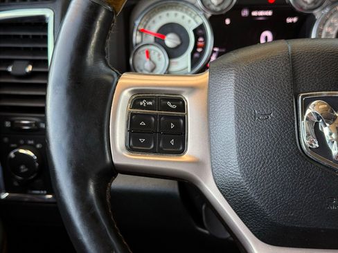 Used 2016 RAM 1500 Laramie Longhorn w/ Convenience Group AWD/4WD image 38