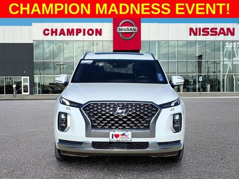 Used 2022 Hyundai Palisade Calligraphy image 2