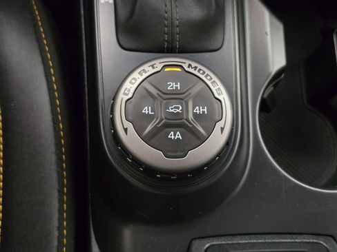 Used 2024 Ford Bronco Badlands w/ Sasquatch Package image 30