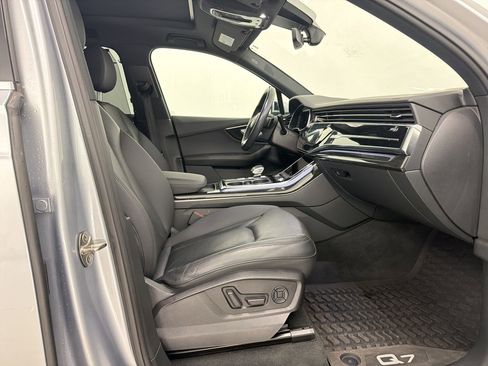 Used 2021 Audi Q7 2.0T Premium Plus w/ Executive Package image 25