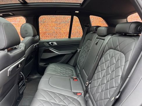 Certified 2024 BMW X5 xDrive40i w/ Premium Package image 25