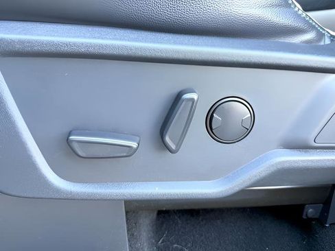 Used 2024 Ford Bronco Wildtrak image 14